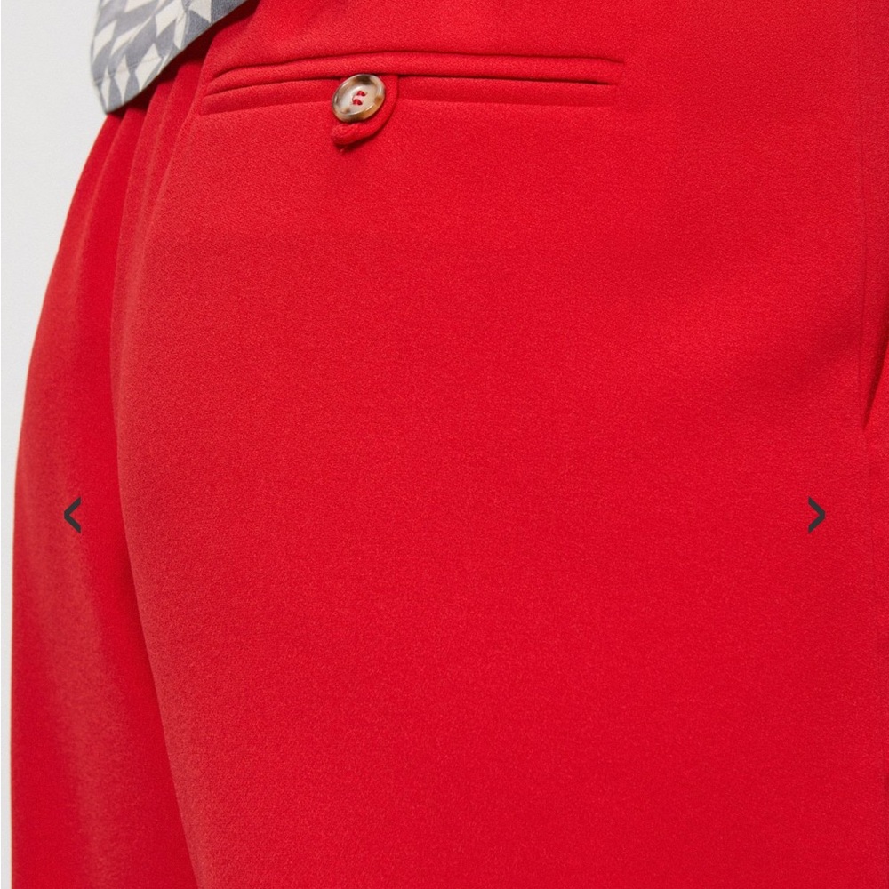 Otto’s’ Ame Vibrant Red Women's zipper and elastic waist back Shorts size 12 - Picture 2 of 14